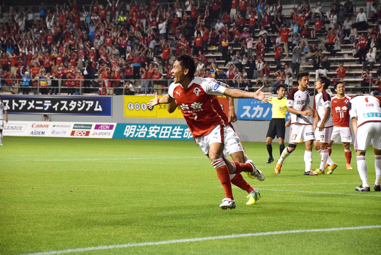 佐賀県鳥栖市 ロアッソ熊本 ベアスタでリーグ戦復帰後初勝利 清武 黒木選手が凱旋ゴール ロアッソ熊本 ツエーゲン金沢 サガン鳥栖 そして熊本の応援にかけつけてくださった各サポーターの皆様 ベストアメニティスタジアムへご来場ありがとうご