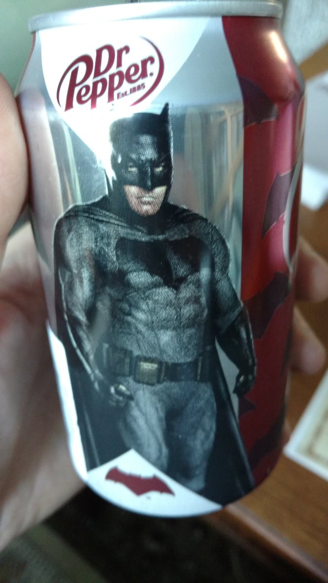 hamahakkimies's tweet photo. '@FClotkot Totta mun@ssa ostin. #BatmanFI #DrPepperUSA https://t.co/vxa6EeX89K