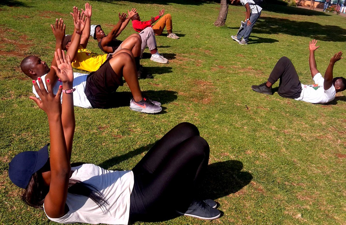 AMRUSHBREAKFAST's tweet photo. The workout session, went a little somEthing like this
#AMRush #AMRushbreakfast #TUT #TUTFM #WORKOUT #GYM #EXCERSICE https://t.co/C6RIe4d0We