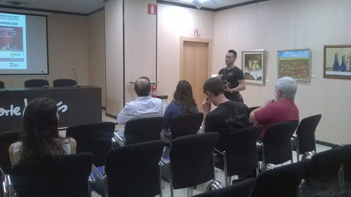 FestSeronoser's tweet photo. https://t.co/pGKnf1dIJk
ayer Elcorteingés de Murcia @FEDER_ONG @FestSeronoser https://t.co/fAh1SjAu9B https://t.co/HphMc86ujz