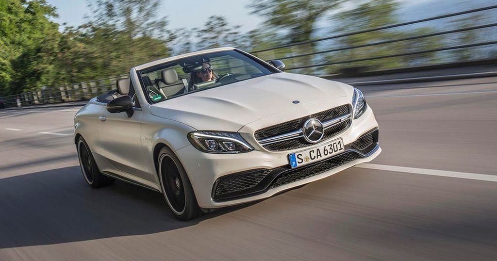 BerkshireTweets's tweet photo. DailyBERKSHIRE : First Drive: 2016 Mercedes-AMG Cabriolet https://t.co/MpeGaze5Gp #Berksh… https://t.co/fNz1IukXYR) https://t.co/WLZ7TLkt1q
