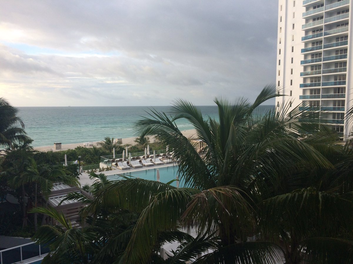 SimplexityTM's tweet image. #lemiami #livesimplexity @SimplexityTM @simplexitymark #morning from Miami #lovemyjob
