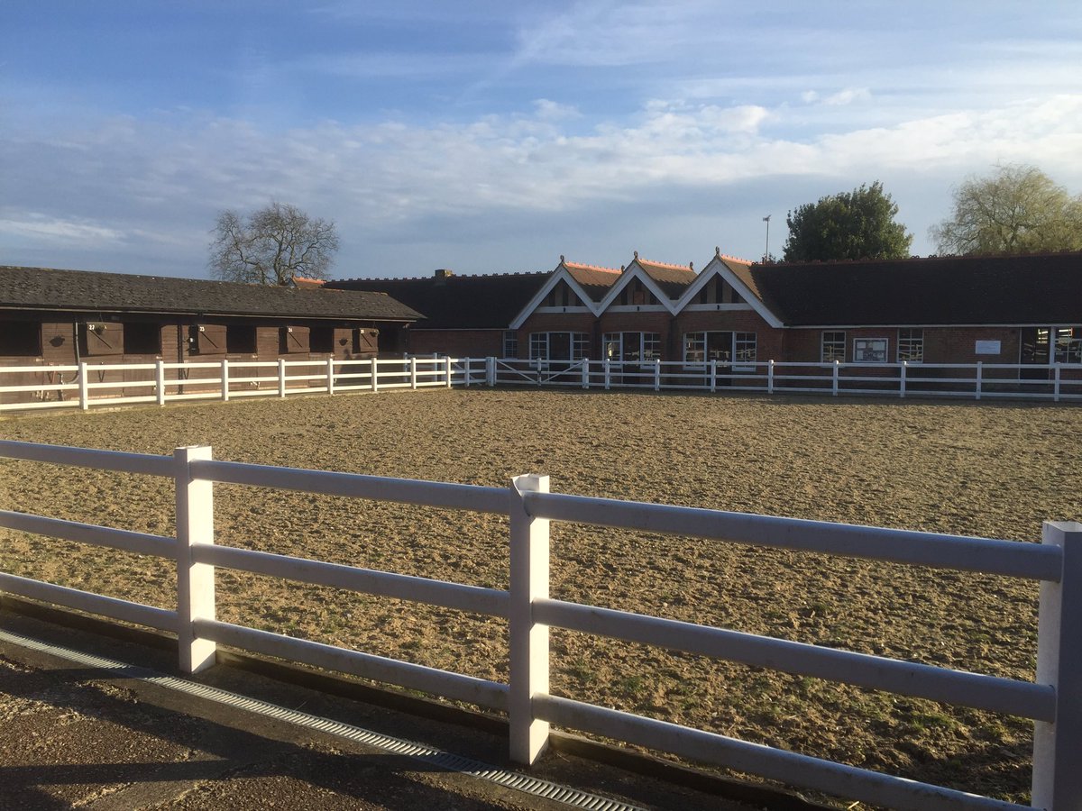 BedgeburyEc's tweet image. Full Livery Spaces Available From £110 pw Fantastic Facilities And Outstanding Off Road Hacking Meet Our New Team.