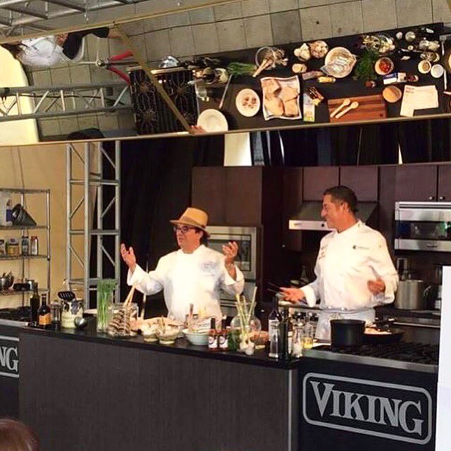 ChefMartinLopez's tweet image. Get ready for @Biteofseattle 2016.
Presenting with the great @chefinthehat 
See you there!
biteofseattle.com