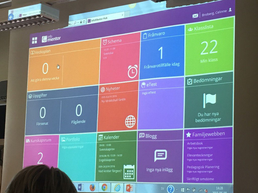 MaisaMalin's tweet photo. Idag lär vi oss om nya Infomentor, ser bra ut #solskol #edsbergsskolan #infomentor https://t.co/WrXhwXFTlP
