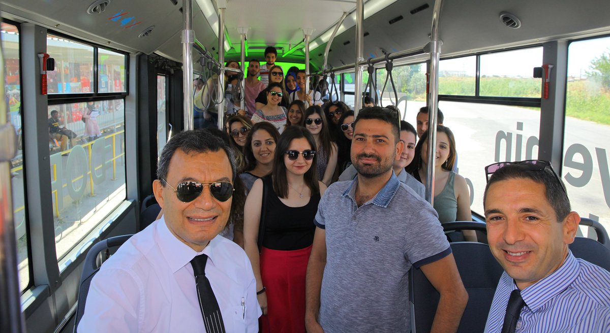 gedizuniversity's tweet photo. Çevreci kampüse çevreci otobüs. Türkiye’nin ilk elektrikli otobüsüyle ilk ring servisimizi Rektörümüz ile yaptık. https://t.co/0vo1cEXXXK