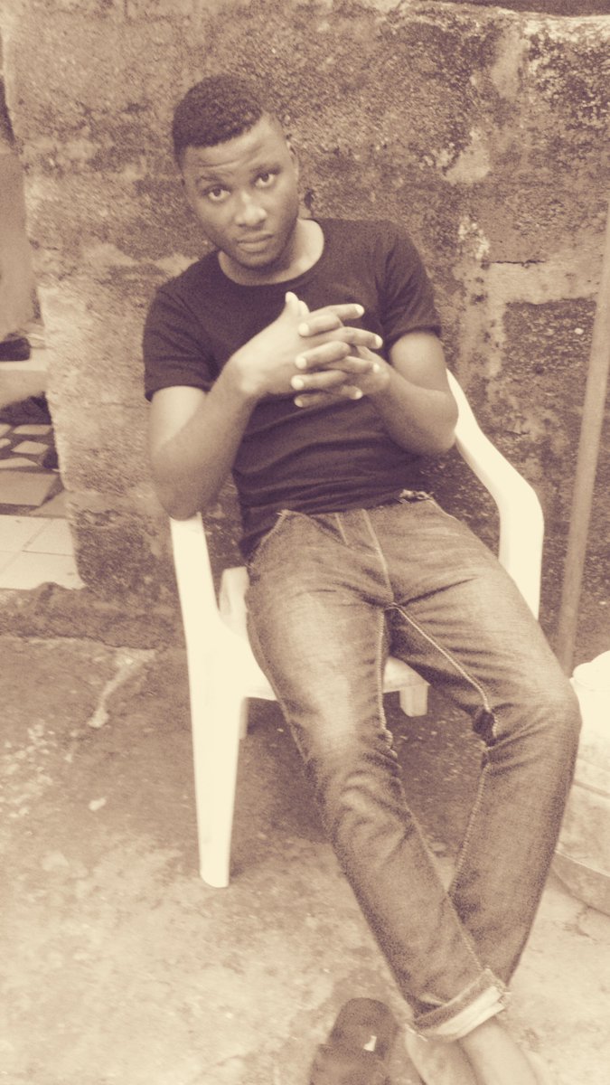 freshchubbz's tweet photo. #Coolmode https://t.co/3Thjl4Zspq