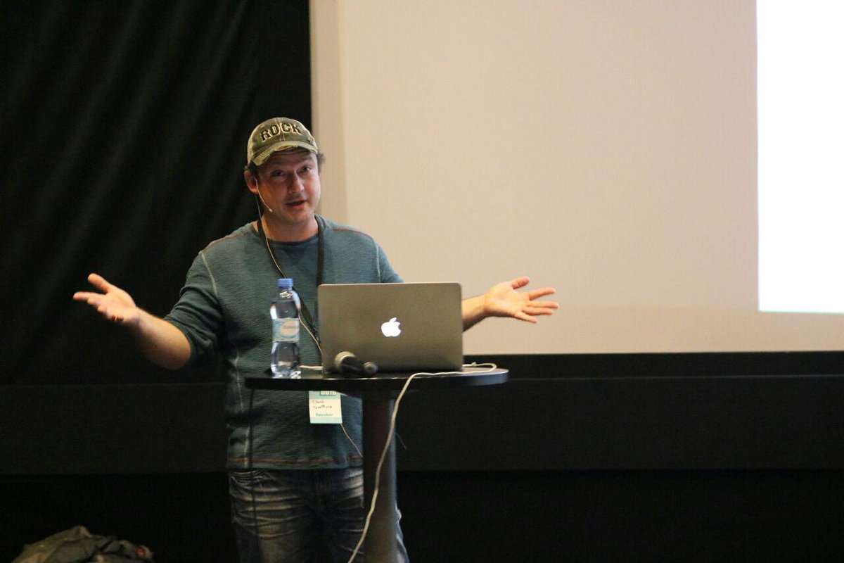 GameSpringOulu's tweet photo. On stage now @ChrisAvellone with the subject of #Dreams &amp; #Pipe and sub-topic #Fun &amp; #Despair https://t.co/eLcXEVg0Pa