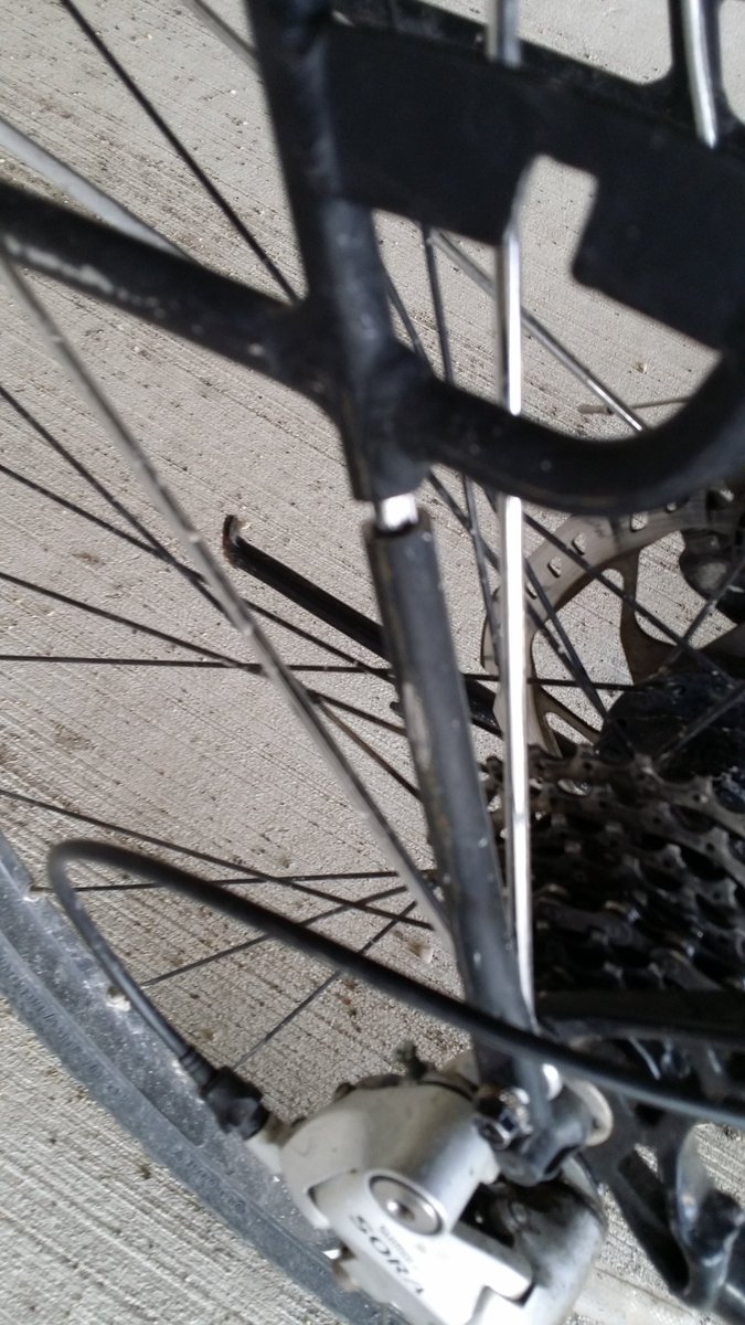 MLZBikesCanada's tweet photo. Hear a lot of rattling from the back of my bike.... broken bike rack.... ouch https://t.co/85pIiwWwBl