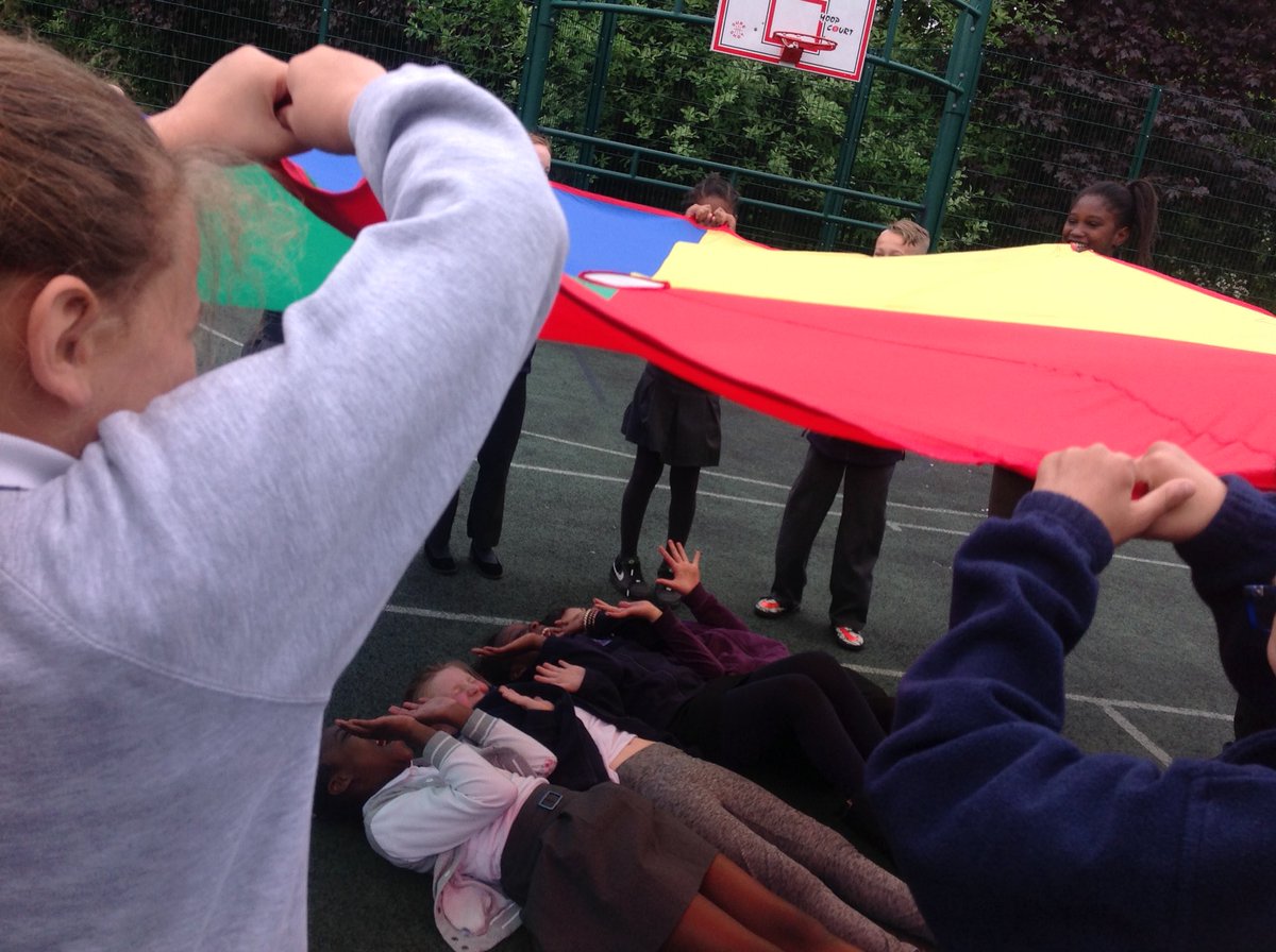 HOCS_KS2's tweet photo. Year 5 feeling the force of air resistance. It was a bit breezy that day. https://t.co/9IaUuvNxRk