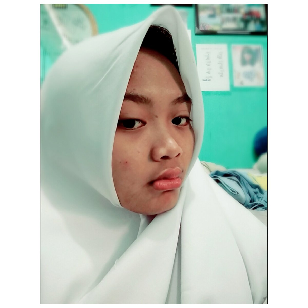 Aku jelek loh yakin masih mau