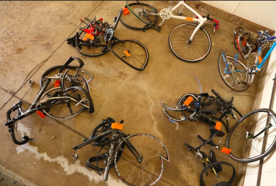 Pflax1's tweet image. How's this for a heartbreaking photograph? From state crime lab investigating the incident.