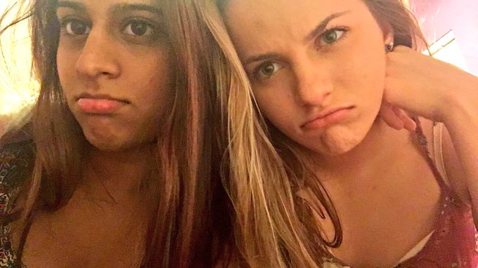 happy #NationalBestFriendsDay to the one that keeps me sane. I love you lots💗 https://t.co/R3qf4jmLc<a href="/tag/nationalbestfriendsday"class="tags">#NationalBestFriendsDay</a>
