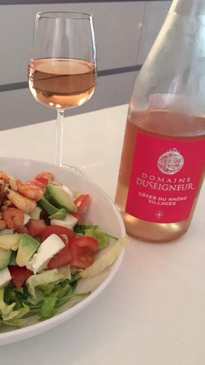 Rose Cotês du Rhône Rose van <a href="/bduseigneur/">Bernard Duseigneur</a> heerlijk met schelpdieren en zomerse spicy kip!! mijnwijnplein.nl/rose-2015-cote…