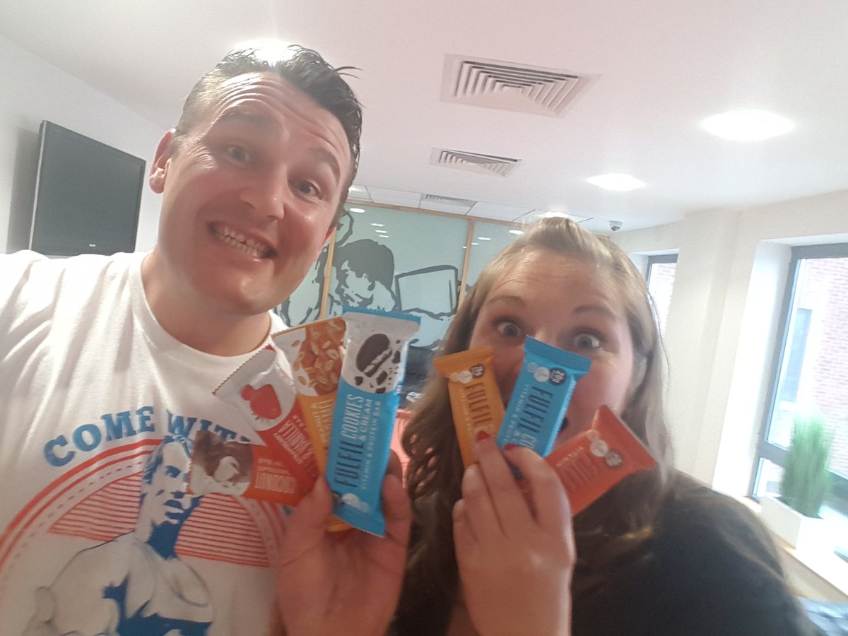 fearo's tweet photo. Super evening with @fulfil #flavourlab Lots of new tasty items on the way! #fulfil #barswithbenefits #irishbizparty https://t.co/K6Tmc19aBS