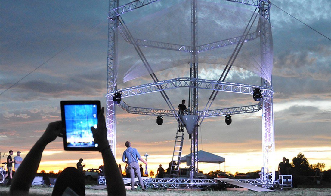 ¡BigDeltaWASP es una impresora 3D de 12m de alto que podría imprimir una casa! 👉 intel.ly/1Pzs36r