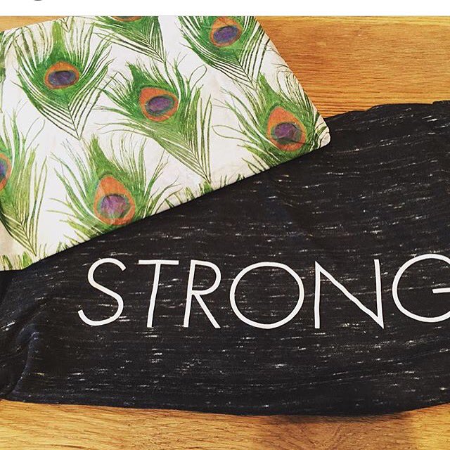 prettyactiveuk's tweet image. A happy customer with our STRONG yoga vest top and our lovely wrapping paper 😘 #prettyactive #activewear #fit #woman