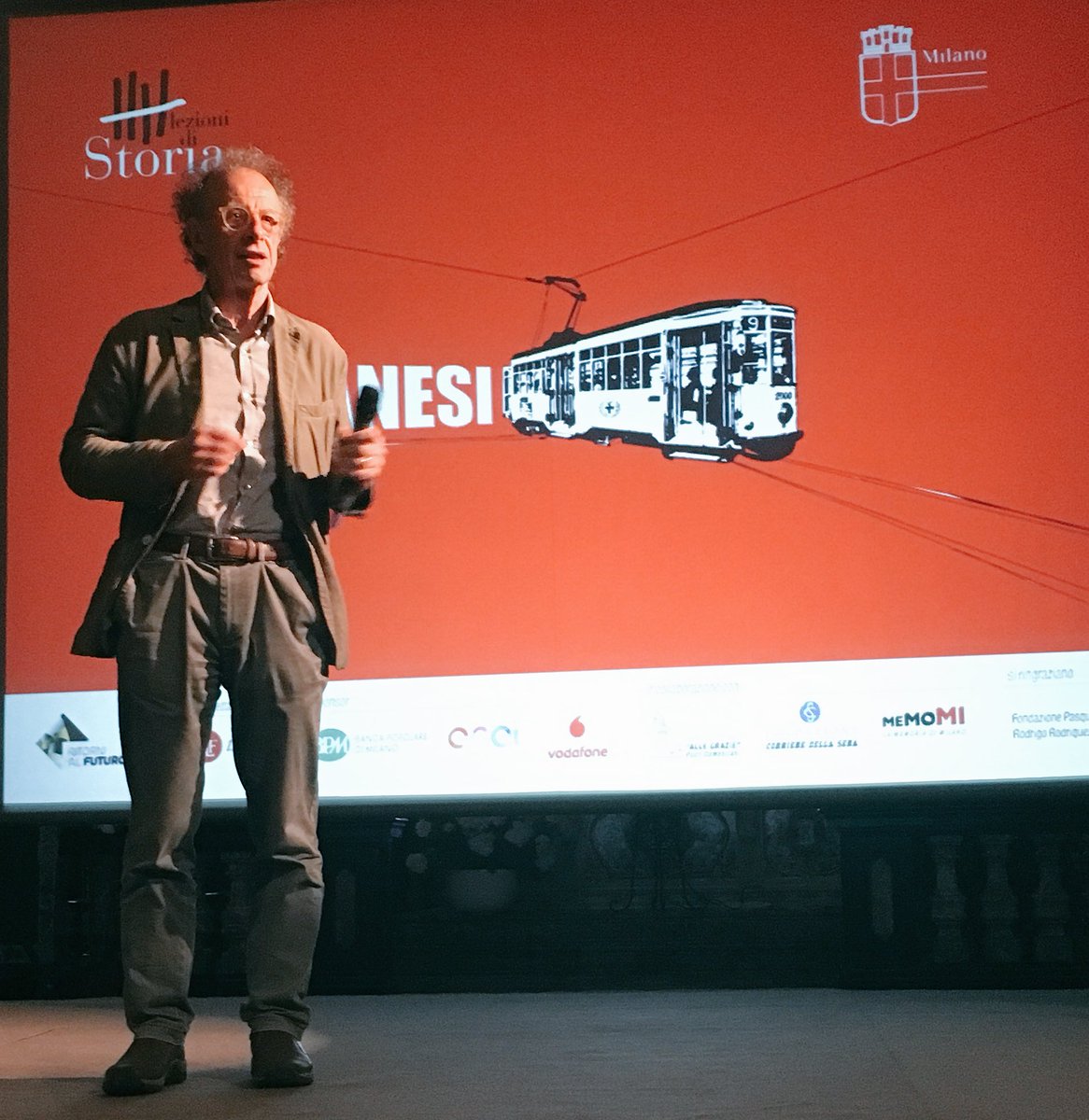 .<a href="/Gheracol/">Gherardo Colombo</a>: "Per me parlare di #GiorgioAmbrosoli è come parlare di una persona di famiglia".