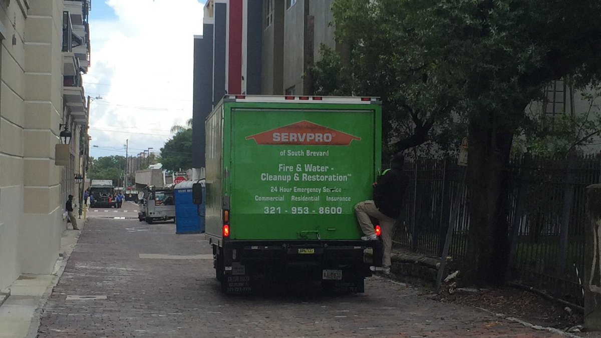 BrandonSERVPRO's tweet photo. I think Jamie has a dream to work for Waste Management instead.  #SERVPROConfusion #SERVPROTravels https://t.co/l5wiCprxM5