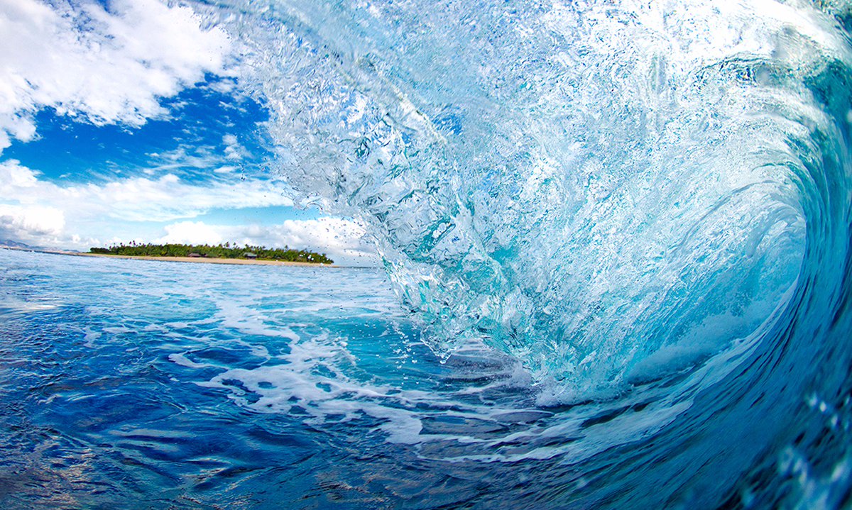 No competition today! Check back tomorrow at 7:30am FJT (12:30pm PT, 4:30pm BRT, 5:30am AEST) #FijiPro #LayDay