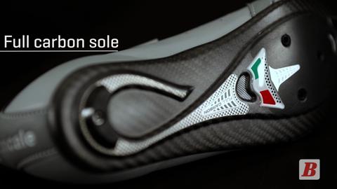 BicyclingMag's tweet photo. These shoes are a major high-style throwback: https://t.co/Tf5ez0mdCB https://t.co/59J56wIhxR