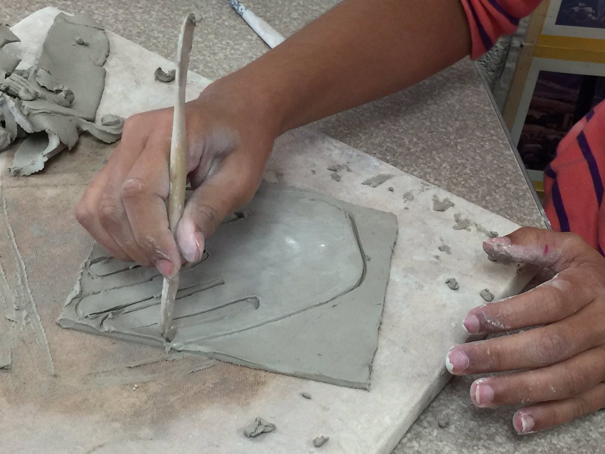 TJArtClass's tweet photo. Ms. Danbury's 5th graders are creating slabs and coils out of clay, inspired by science and cells https://t.co/WkK1pmjiHa