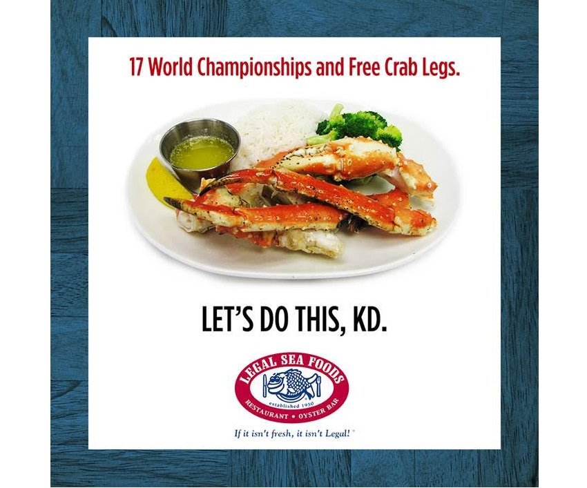 BDCCeltics's tweet photo. Legal Sea Foods attempts to lure Kevin Durant to Celtics with unlimited crab legs https://t.co/V7dn2o2HBY https://t.co/vAJrB05dDr