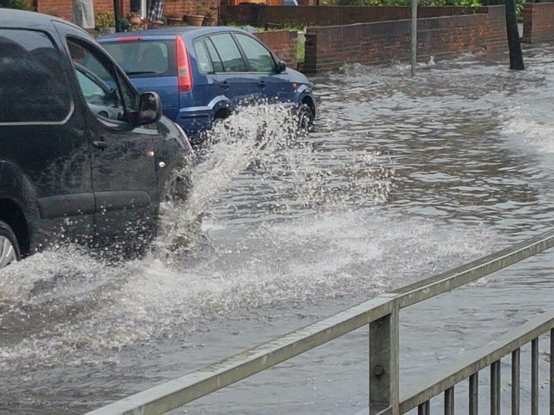 Sully151261's tweet photo. @MayorofLondon @Saveourtrack1 @TheSun @RacingPost Plough Lane this afternoon #floodplain https://t.co/MmHP2ofOog