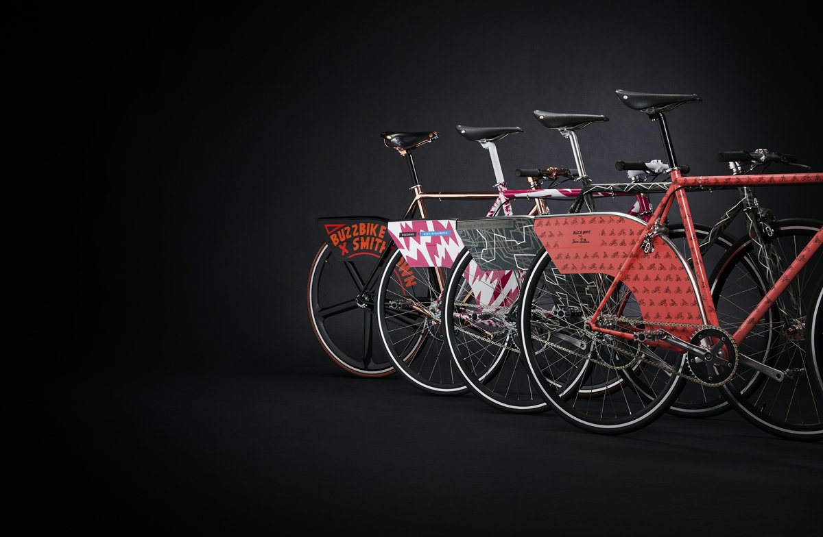 CreativeReview's tweet photo. Buzzbike offers free bikes to Londoners, "powered by brands" https://t.co/9JBSKkiOAC https://t.co/Y2JbH46OC6