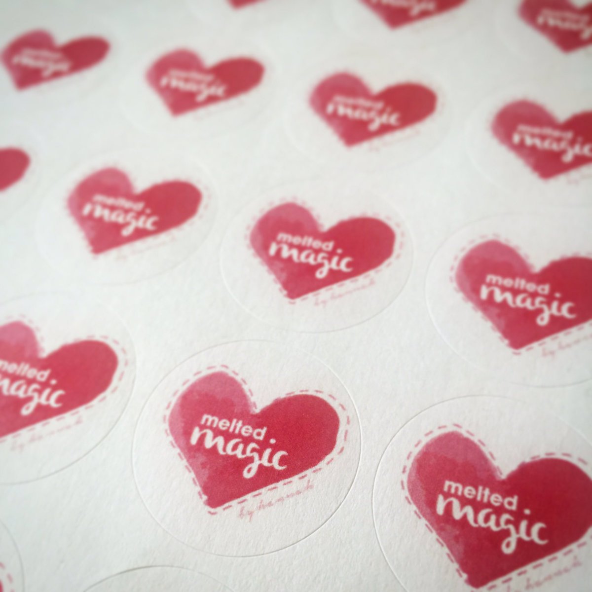 MeltedMagicUK's tweet photo. You can find us on Facebook at https://t.co/cd15SZdNLD #MeltedMagic #Wedding https://t.co/sirsd9ufdR