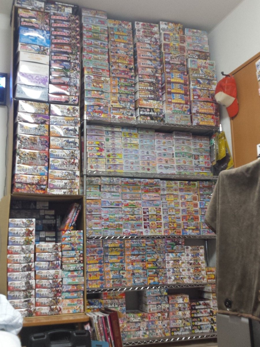 ミチバタ もけもけ コレクターは部屋の今いる場所から適当に写真を撮ってアップする ミチバタ もけもけ コレクターは部屋の今いる場所から適当に写真を撮ってアップする