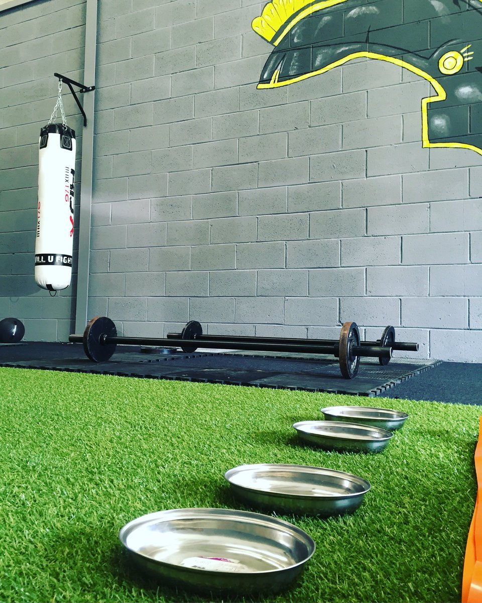 so we added another variation of baking tins tonight 🙊😈 book now warriorextreme.co.uk  @chestertweet