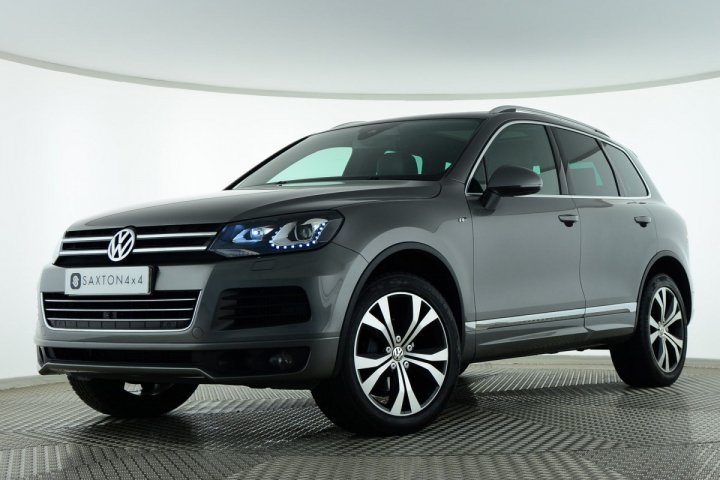 Saxtons4x4's tweet photo. #Volkswagen Touareg includes Lane Departure Warning and Ultra Sonic Parking Sensorshttp://bit.ly/25LRcSO https://t.co/j9PEfbNuSp