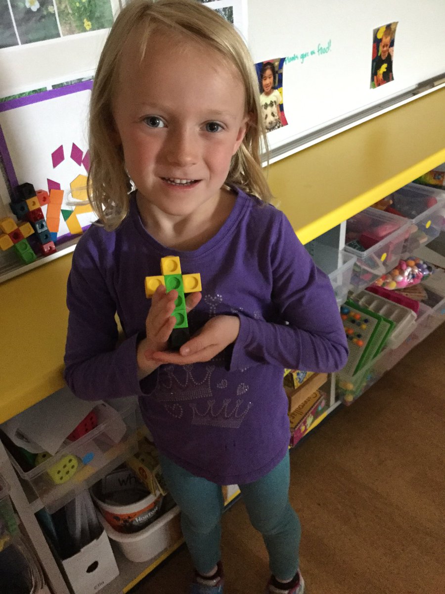 bigredroomstcat's tweet photo. Our busy bodies are making all kinds of plants - we've even got some stories in the making!! #PVNCey #playtolearn https://t.co/oCEni40eqd