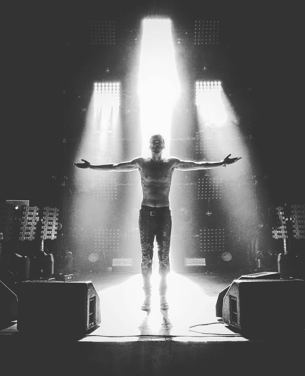 Sch_Mathafack's tweet photo. En concert ce soir à Paris @LaCigaleParis #Anarchie https://t.co/POoW5jwBsT