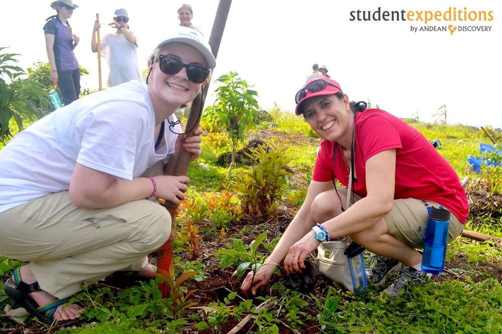 Show your students the importance of conservation efforts during the Galapagos Reforestation Project.#scienceed