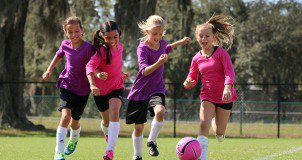 Soccer Photography 101  6/11 <a href="/DamianStroh/">Damian Strohmeyer</a>  snap your kids #SportsIllustrated style ow.ly/vTPv300XOTJ #live