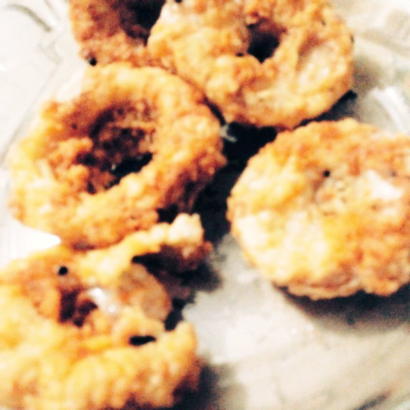 SidraAyaz's tweet photo. Today's #iftaar #menu
#cheddar #cheese #onion #rings
#cheesethoughts #onions #imadeit #foodie #foodside https://t.co/otjbPpiX84