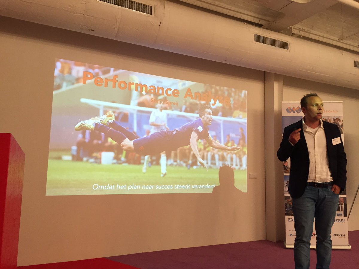 WTCEYP's tweet photo. #PerformanceAnalyse door @ThijsvanR & #Weten=Meten door @steijnspreij 'filosofie van sportcoaches meetbaar maken' https://t.co/zWwqpA1YvT