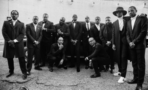 ComplexMusic's tweet photo. .@djkhaled, Jay Z &amp; Future's "I Got the Keys" video isn't out yet but already looks insane. https://t.co/yeJOrbDG7t https://t.co/nzI3BUDvmE