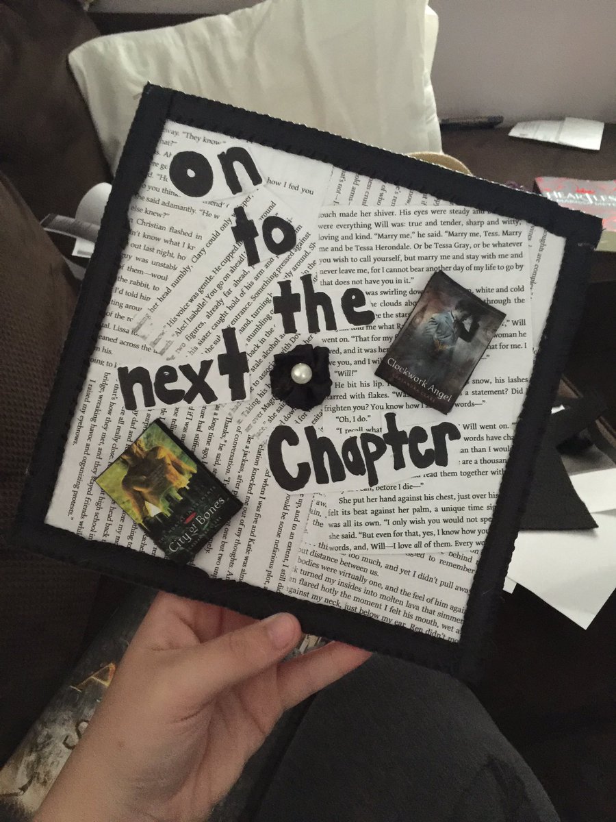 brittanysbook's tweet photo. I decorated my cap and had to have @cassieclare books on it considering her book started my obsession https://t.co/8YpySEDWxj