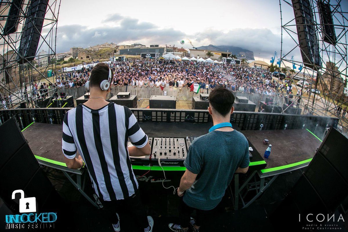 MyDjSet @ #UnlockedMusicFestival - Guest <a href="/HARDWELL/">Hardwell</a> a Palermo 🇮🇹 

#Dj #Edm #Festival