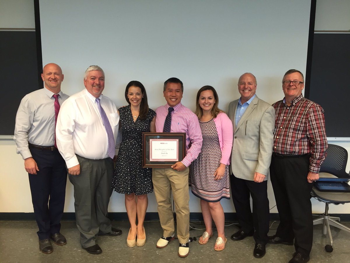 CVSJon's tweet photo. The 2016 Area 1 Preceptor of the year Minh Do with the Region 2 Field Team! https://t.co/YIkUG8tmLz