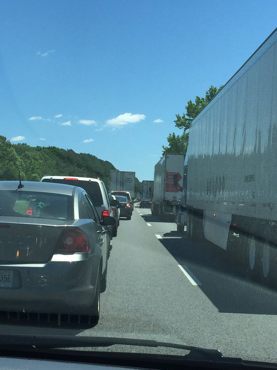 luckboy1's tweet image. Yet another reason for leaving early when you have a meeting in the War Memorial Building #traffic