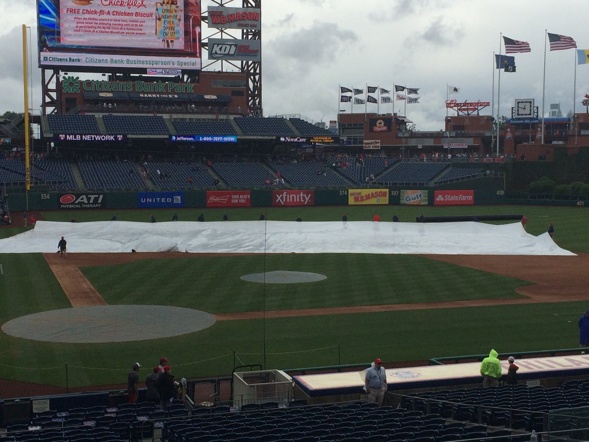 The start of the @Phillies vs. @Cubs game will be delayed, but tarp is pulled 1st pitch approx. 1:20 #Phillies