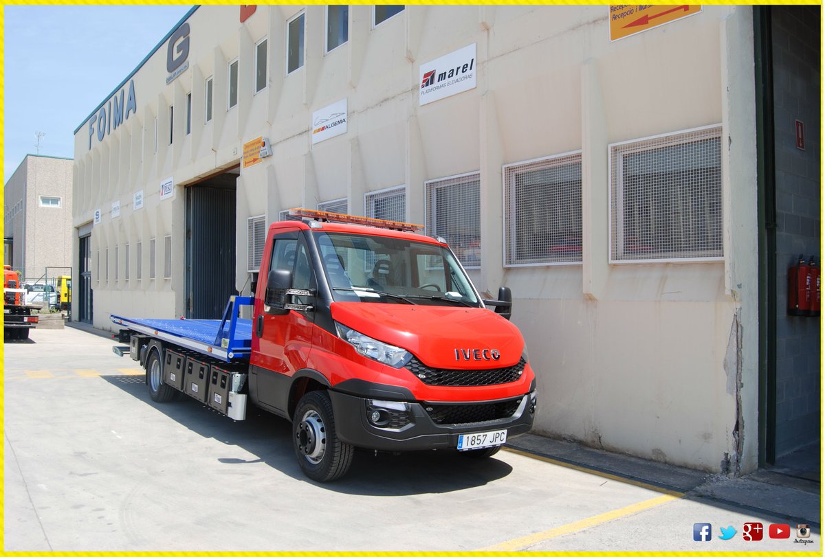 foima_sa's tweet photo. Unas imágenes de la adquisición de #GRÚAS Y #TALLERES LARRAÚN, S.L. equipo montado en #Iveco Daily .
#felizmiercoles https://t.co/6Q6lvkXqXl