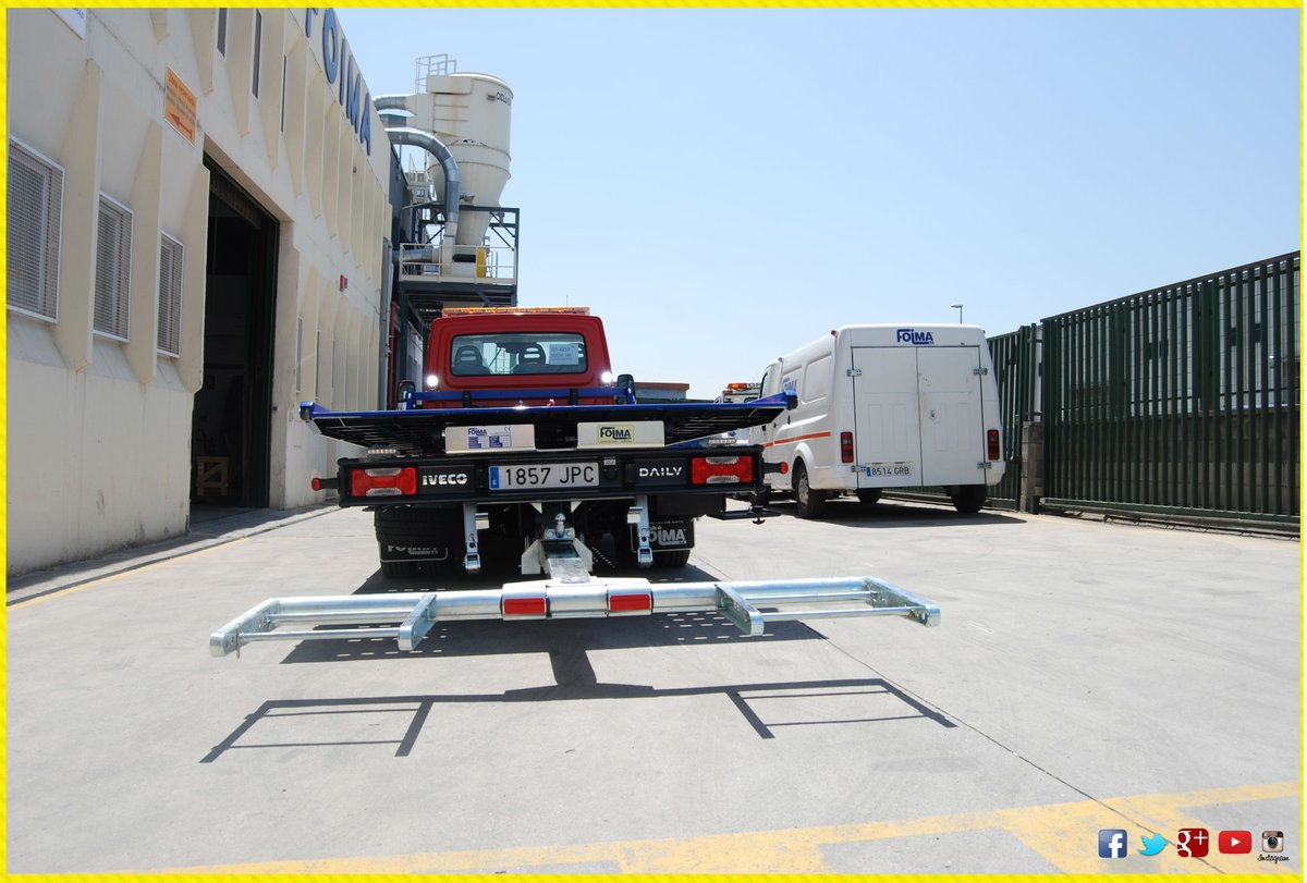 foima_sa's tweet photo. Unas imágenes de la adquisición de #GRÚAS Y #TALLERES LARRAÚN, S.L. equipo montado en #Iveco Daily .
#felizmiercoles https://t.co/6Q6lvkXqXl
