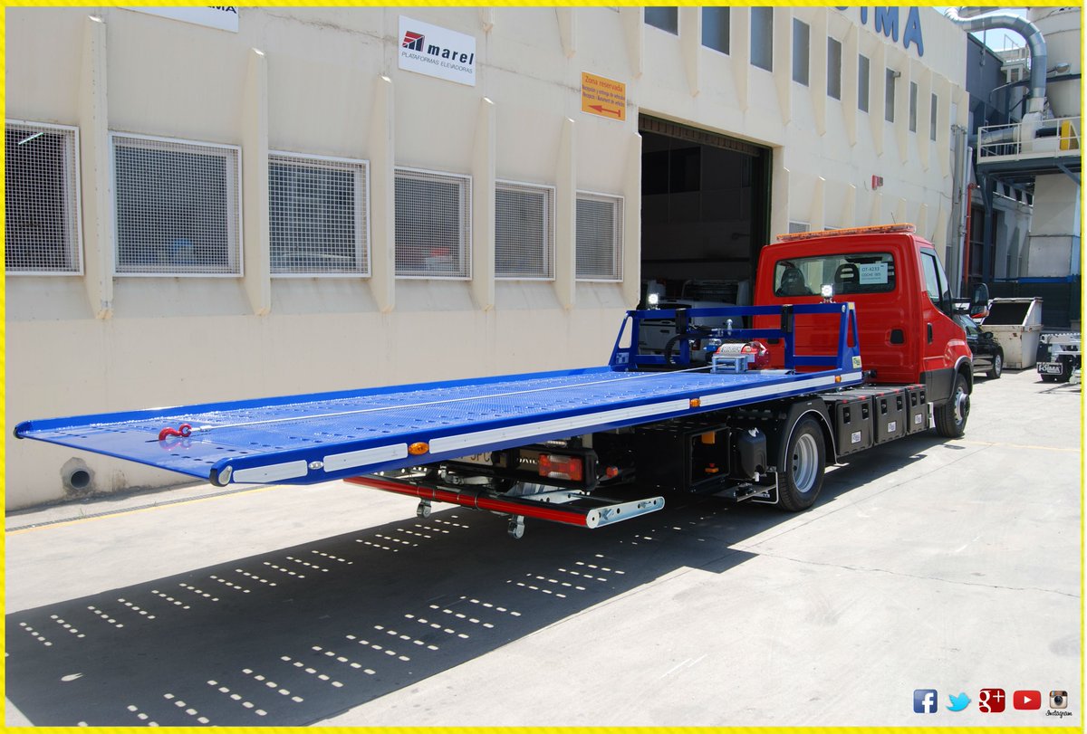 foima_sa's tweet photo. Unas imágenes de la adquisición de #GRÚAS Y #TALLERES LARRAÚN, S.L. equipo montado en #Iveco Daily .
#felizmiercoles https://t.co/6Q6lvkXqXl