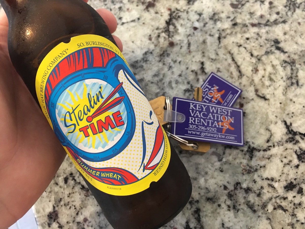 JMD3585's tweet photo. Lunch at our #KeyWestVacationRentals #CoconutPalm @magichat #StealinTime (@ Key West in FL) https://t.co/HxIGwKAOiw https://t.co/87Rp0H45dz