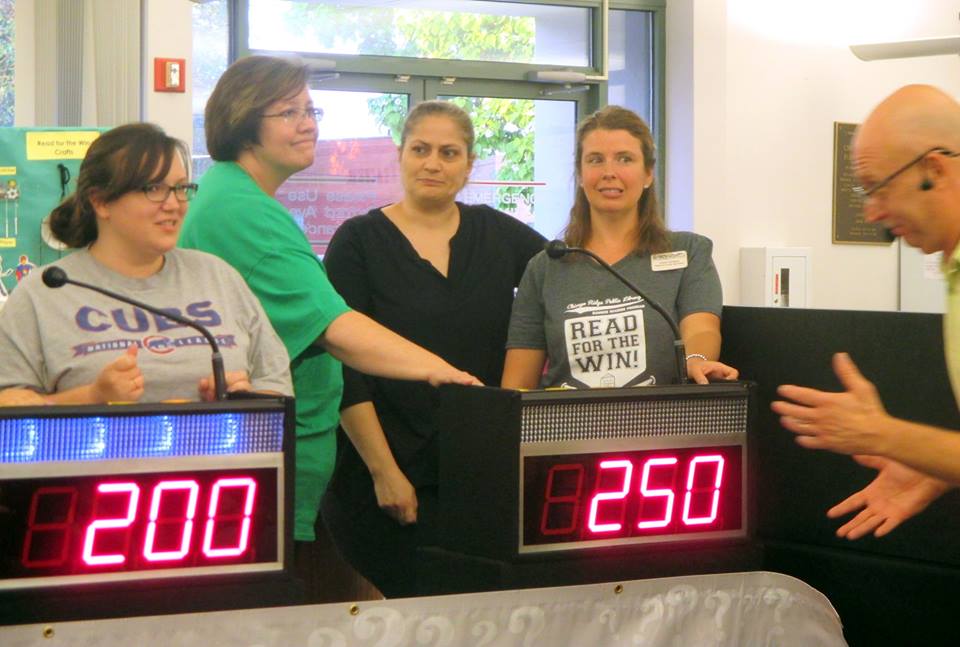 ChicagoRidgeLib's tweet image. We had a great time last night with Loren Gent of Fun Fun Fun DJ&apos;s Trivia Showdown Game Show goo.gl/LZ4cg3